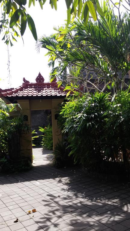 Aahh Bali Bed And Breakfast 짐바란 외부 사진